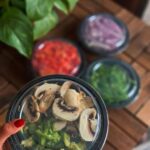 boîte salade noir 100 pièce